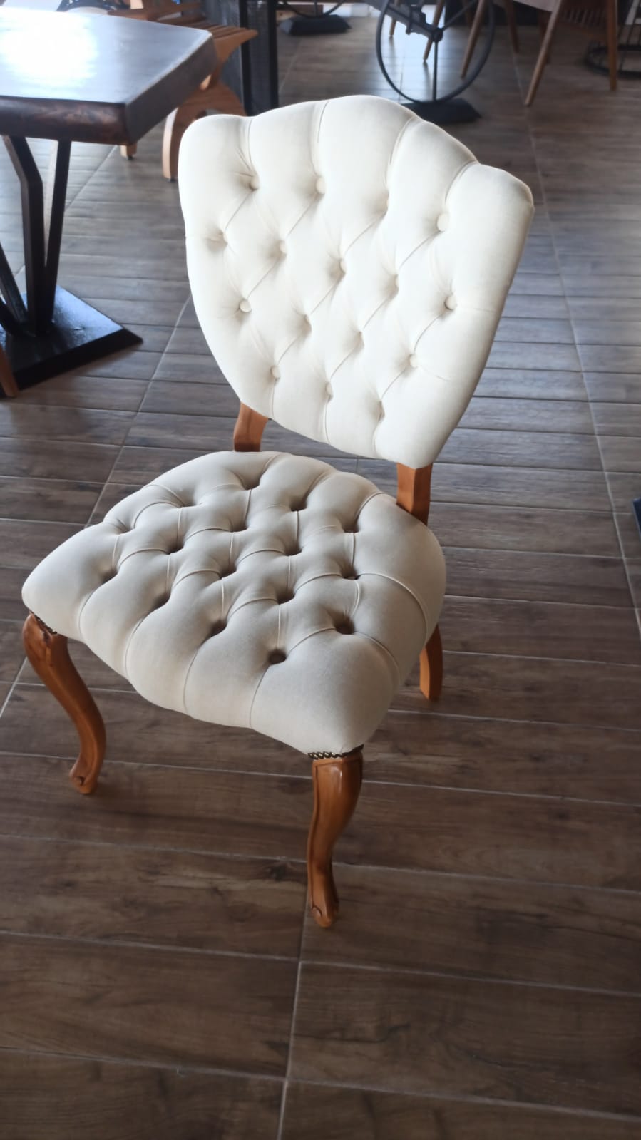 Kapitoneli Kolsuz RG220